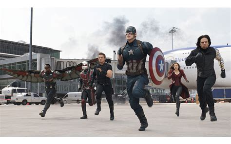Pertempuran Sengit Captain America Dan Iron Man