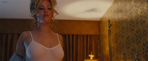amy adams nude briefly topless and very hot and jennifer lawrence very hot american hustle