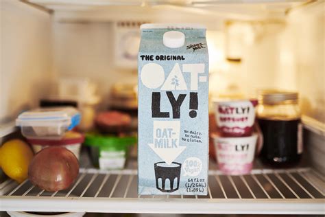oatly    decades  obscure brand    billion ipo market trading essentials