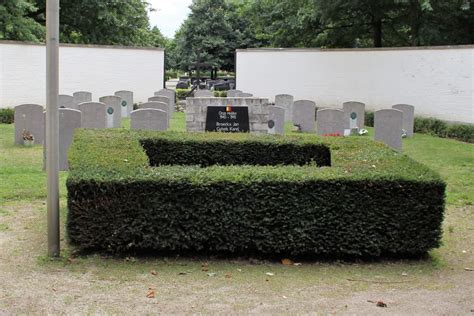 belgian graves veterans kasterlee kasterlee tracesofwarcom