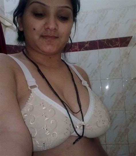 tamil girls breast in tight bra 8