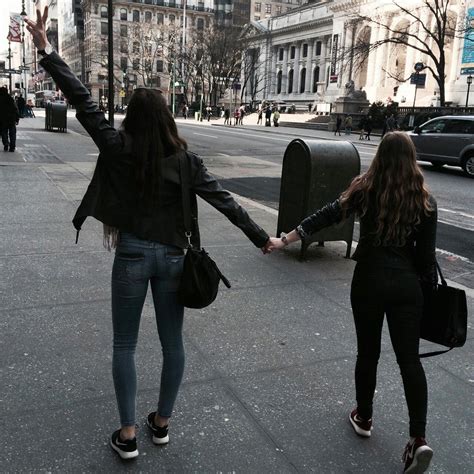 Evan And Callie Picture Poses Picture Video Best Friend Goals Best