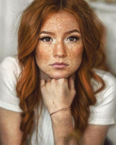 Larissa Red Hair Freckles Women With Freckles Redheads Freckles