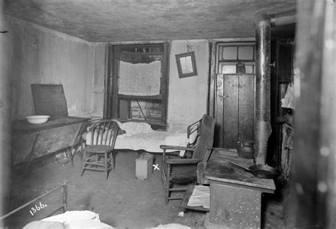 photographs of tenement houses on orchard street new york