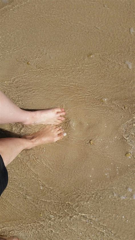ocean foot spa     walk   australian beachs qld