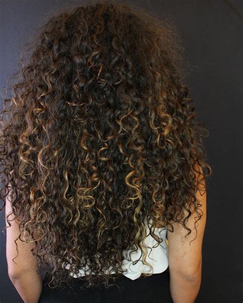 80 long curly hairstyles for women soflyme