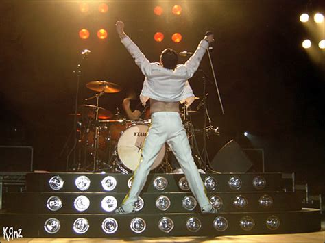 one night of queen the show must go on kornemuz blog note
