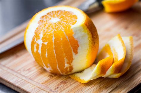 10 usos e benefícios da casca de laranja para a saúde