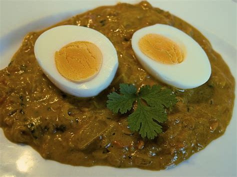 tijm suikerbiet hardgekookte eieren  een saus uit nieuw delhi