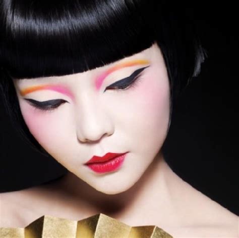 geisha inspired makeup tutorial video ipsy in 2019 geisha makeup makeup geisha