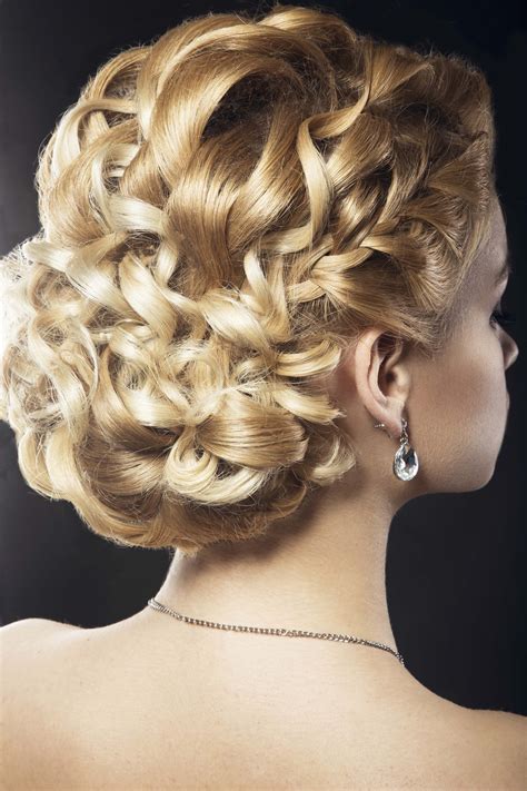 9 Spring Wedding Updos For Curly Hair