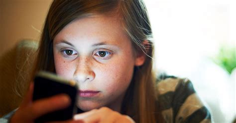 I Caught My 8 Year Old Sending Naked Pics Of Herself A Mums Sexting