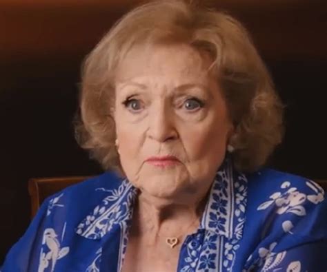 betty white biography facts childhood family life achievements