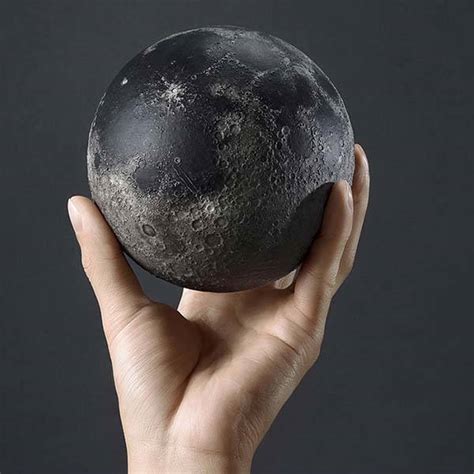 lunar pro mm  model   moon gadgetsin