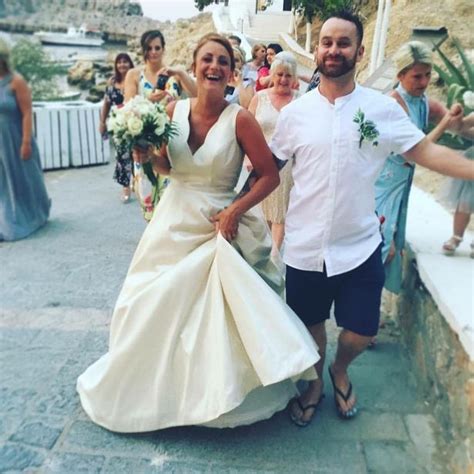 brit couple who took sex act wedding snap in greece