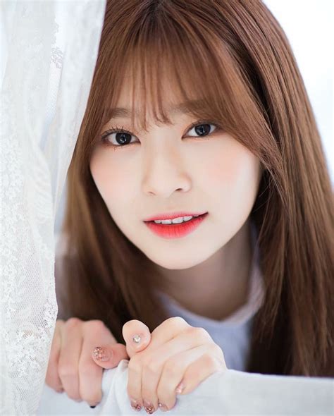 Minjoo 여자들 연예인 얼굴