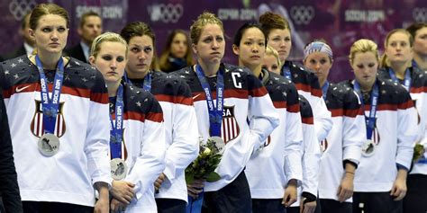 Five Things To Know In U S Women S Hockey Team Showdown