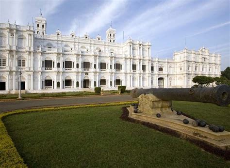 iconic royal indian palaces    turned  luxury hotels museums
