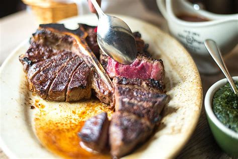 star peter luger steakhouse review  resulting controversy eater ny