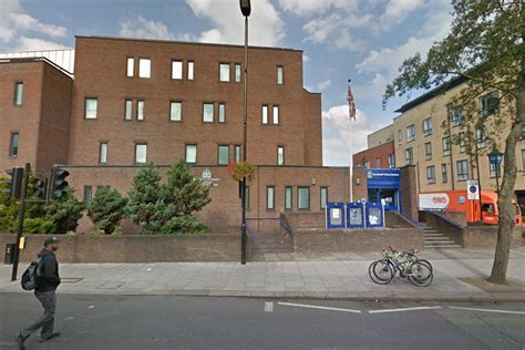 southall investigation launched  man dies  met police custody