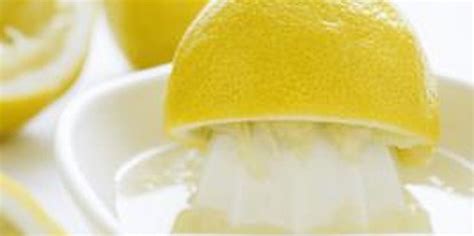 what happens when you mix lemon juice with baking soda
