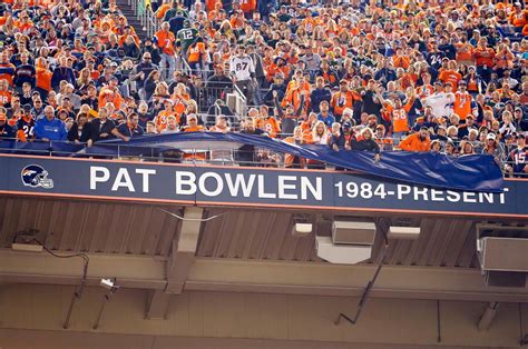 biography pat bowlen owner denver broncos history