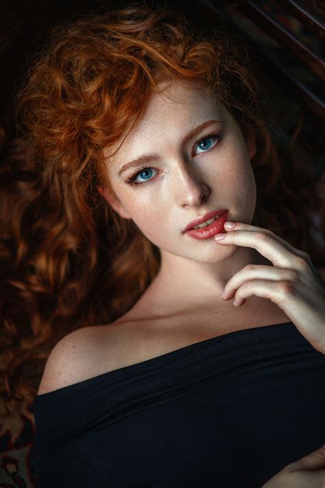nastasya parshina women redhead long hair curly hair