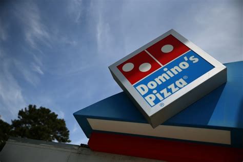 pizzaketen dominos opent vier nieuwe filialen  limburg hasselt het nieuwsblad