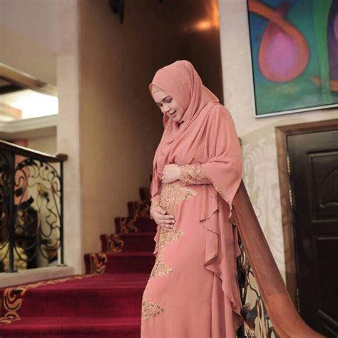 Siti Nurhaliza Sahkan Hamil 4 Bulan Video Dan Gambar Terkini