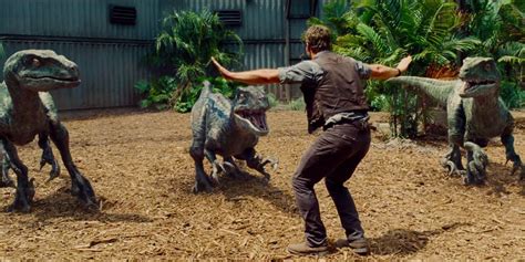 Chris Pratt Talks To Raptors In Terrifying New Jurassic