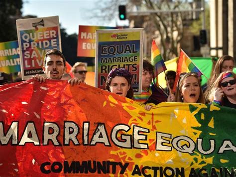 gay marriage in australia calls for plebiscite vote