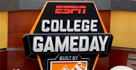 college gameday announces  headed  happy valley  week  fanbuzz