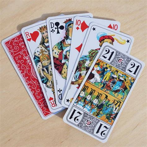 jeu de tarot  cartes fabrication francaise cartes  jouer