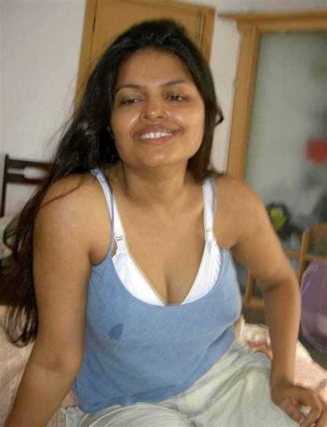 hot indian desi girl in bed room with images girl