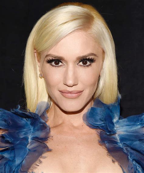 Gwen Stefani S New Bangs Are Hella Good Instyle