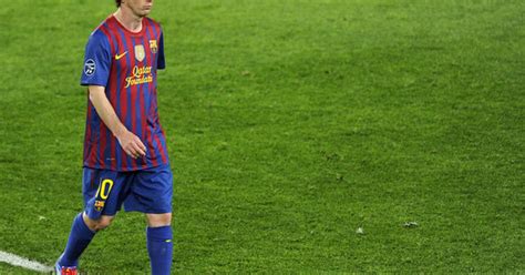 Lionel Messi Is No Racist Insists Barcelona Spokesman Mirror Online