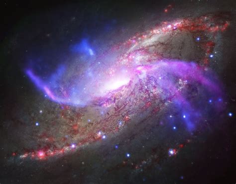 ngc  ein galaktisches feuerwerk   millionen lichtjahren entfernung astropageeu