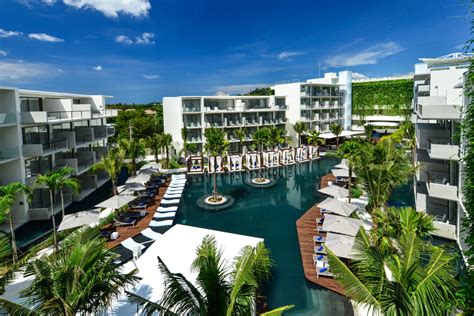 aussenansicht dream phuket hotel spa bang tao bay holidaycheck