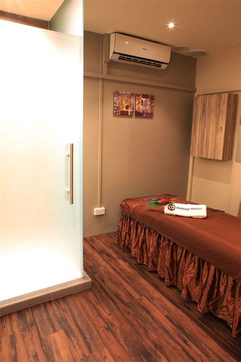 singapore massage service  body foot massage service provider