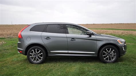 volvo xc  awd drive  gas mileage review