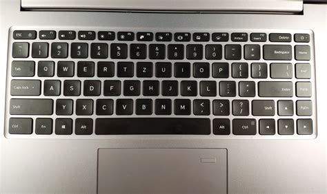 absichtlich stoff ausrufezeichen ss auf laptop tastatur verwaltung ausfall kalt stellen