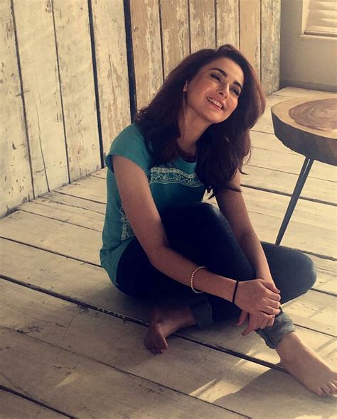 Hania Amir Is All Smiles For Her Shoot For Hangten