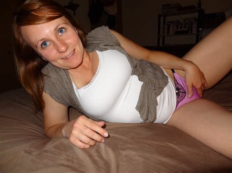 Pic3  In Gallery Redhead Milf Shows Her Cunt Picture 3