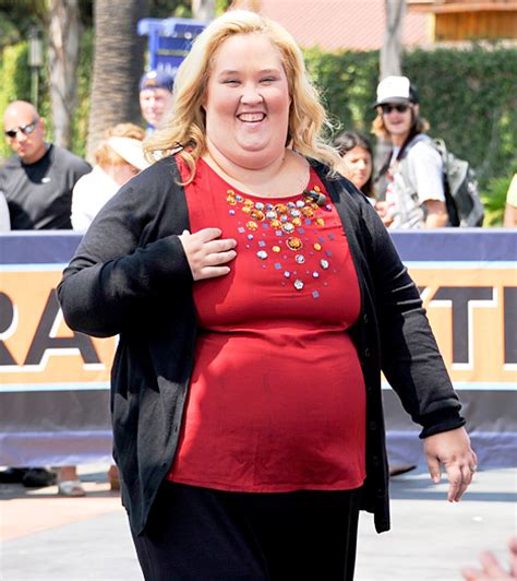 mama june shows off impressive weight loss in red swimsuit pics