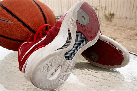 grip  basketball shoes livestrongcom