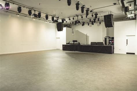 hire canvas manchester  room members lounge venuescanner