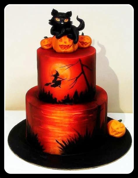 halloween cakes ideas  pinterest spooky halloween cakes halloween cake decorations