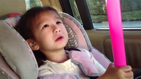 Tiny 3 Yrs Old Thai Girl Sings Adele Rolling In T Youtube