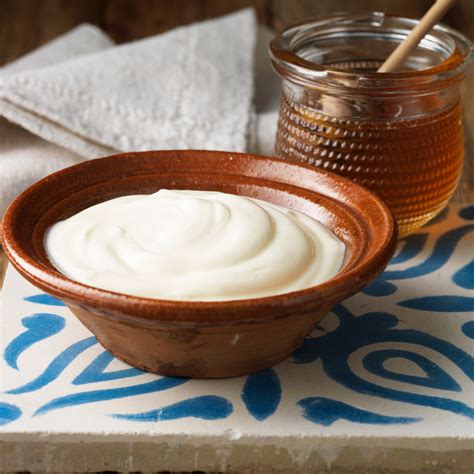 griekse yoghurt  erg populair en wordt vooral gegeten bij het ontbijt