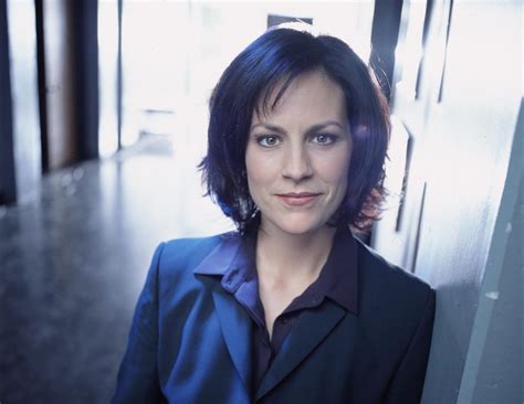 Annabeth Gish Biography Height And Life Story Super Stars Bio